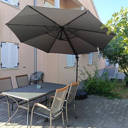 Apartment Ivana Turanj Exterior photo