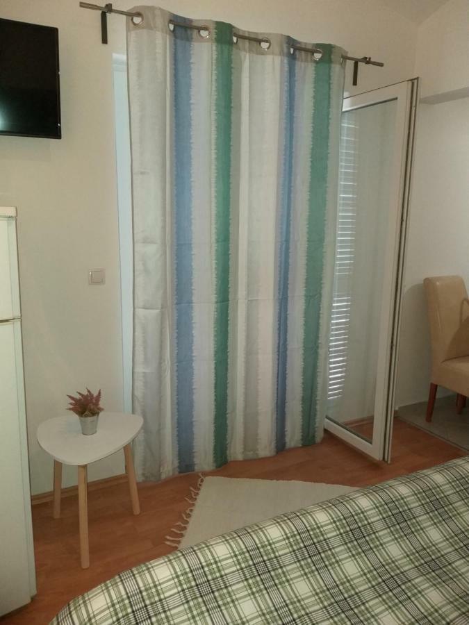 Apartment Ivana Turanj Exterior photo